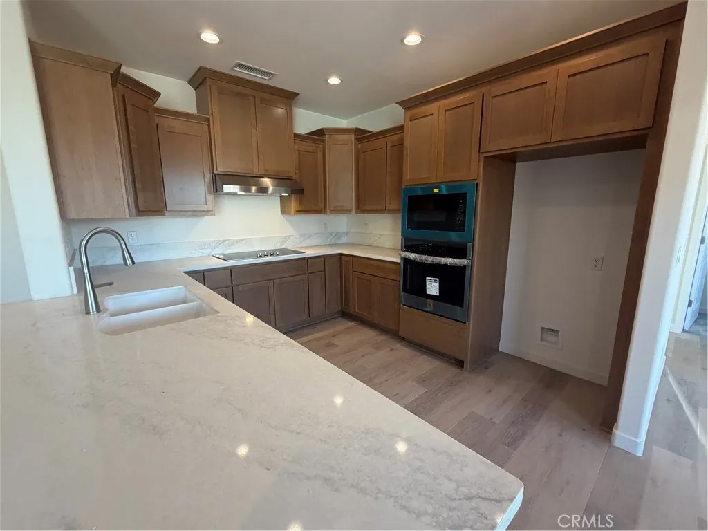 331 Ellingson Way
