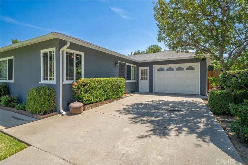 1552 Hacienda Place