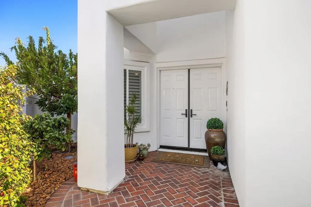 Photo of 4994 Lamia Way, Oceanside, CA 92056 (MLS # NDP2608152)