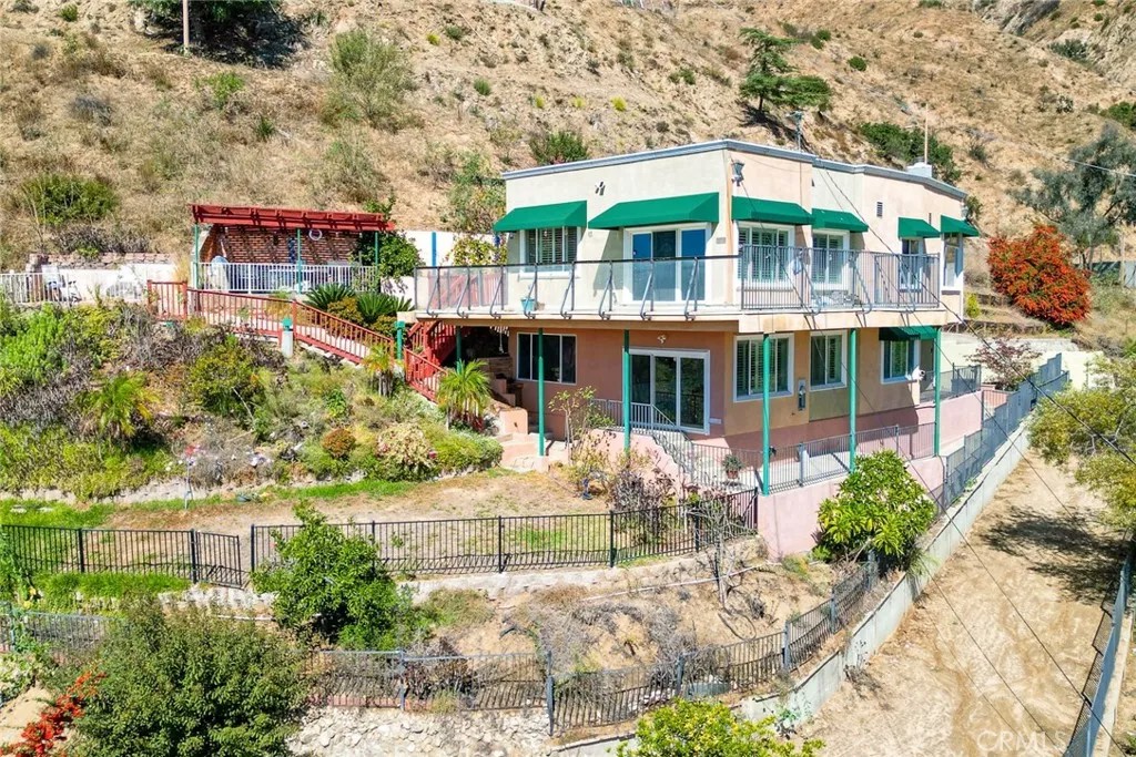 591 Devonwood