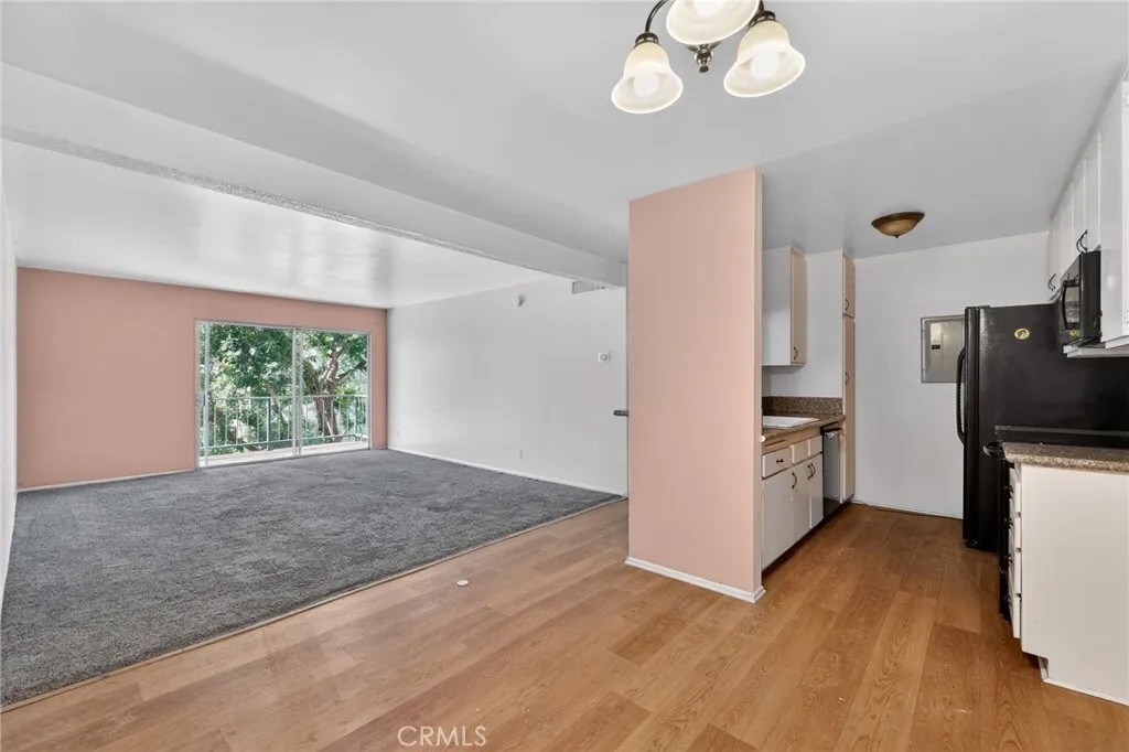 5460 White Oak Avenue J207