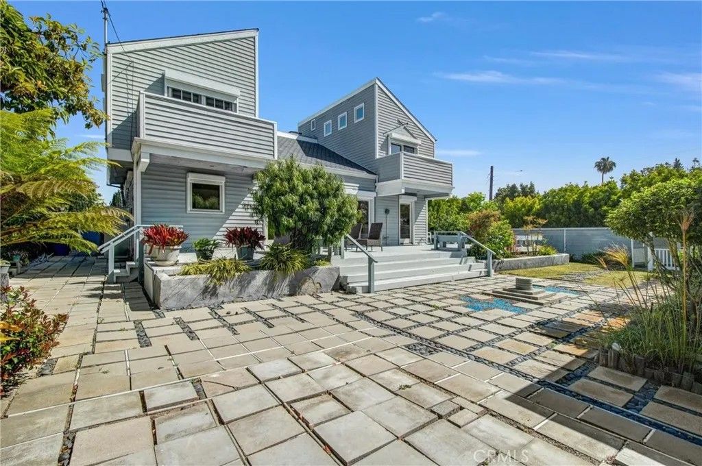 Photo of 6600 W 83rd St, Los Angeles, CA 90045 (MLS # WS26093921)