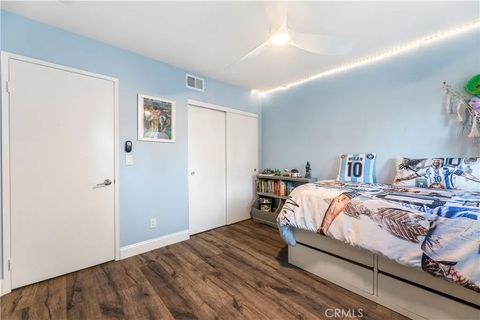 Tiny photo for 18146 Oxnard St #48, Tarzana, CA 91356 (MLS # SR25252230)