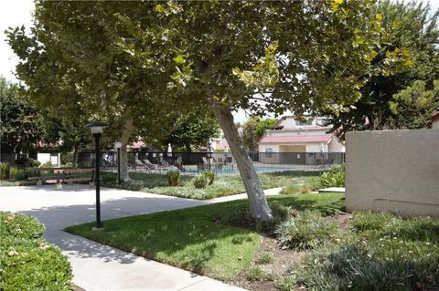 Tiny photo for 18146 Oxnard St #48, Tarzana, CA 91356 (MLS # SR25252230)