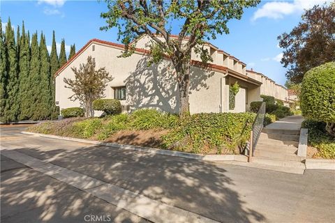 Tiny photo for 18146 Oxnard St #48, Tarzana, CA 91356 (MLS # SR25252230)