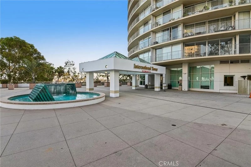 700 E Ocean Boulevard 2801