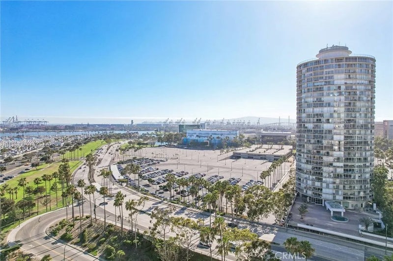700 E Ocean Boulevard 2801