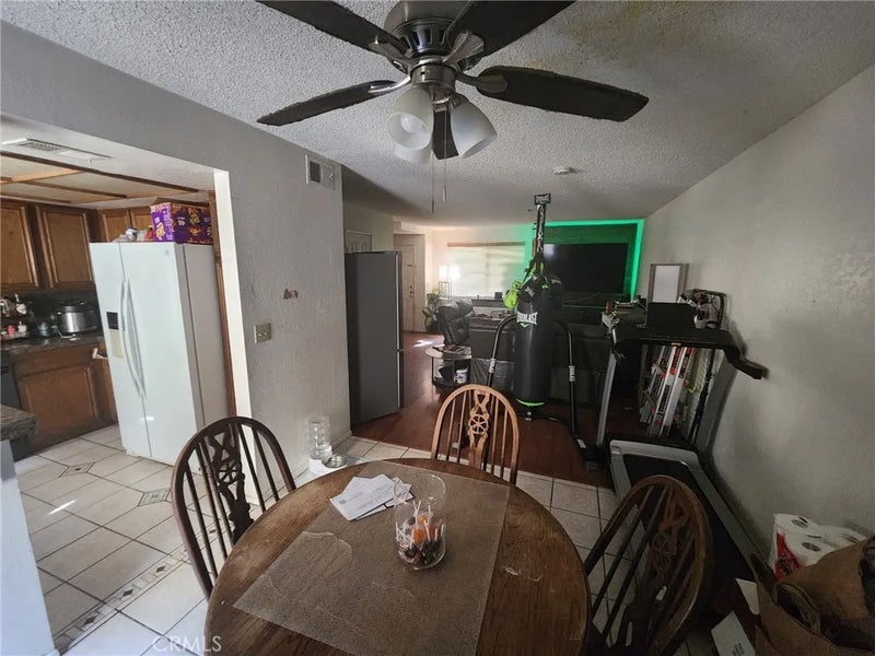 1322 W Avenue J4