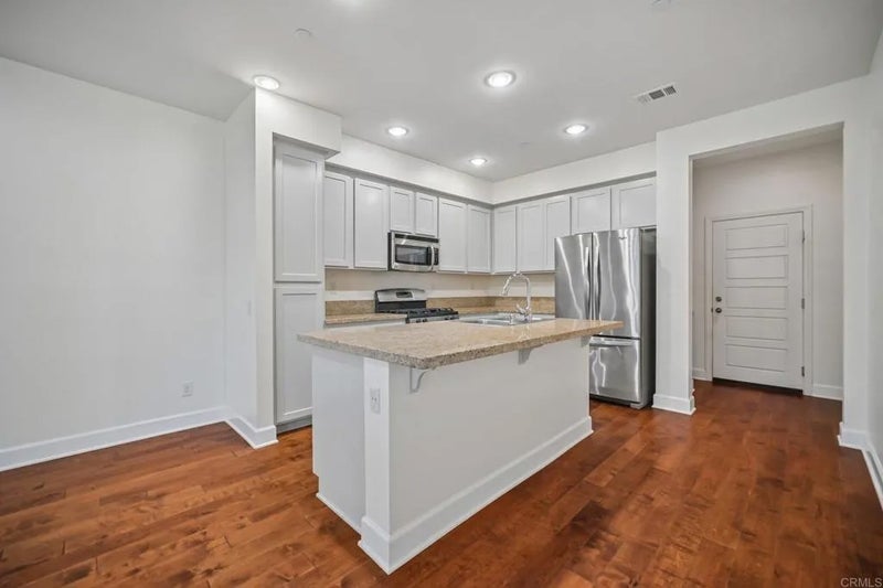 2487 Ascending Oaks Lane 1