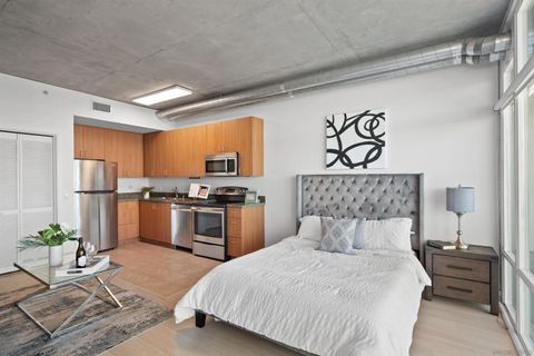 Tiny photo for 1080 Park Blvd #1512, San Diego, CA 92101 (MLS # 250044893)