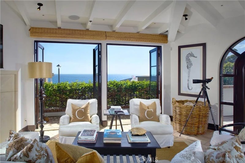 1292 Cliff Drive