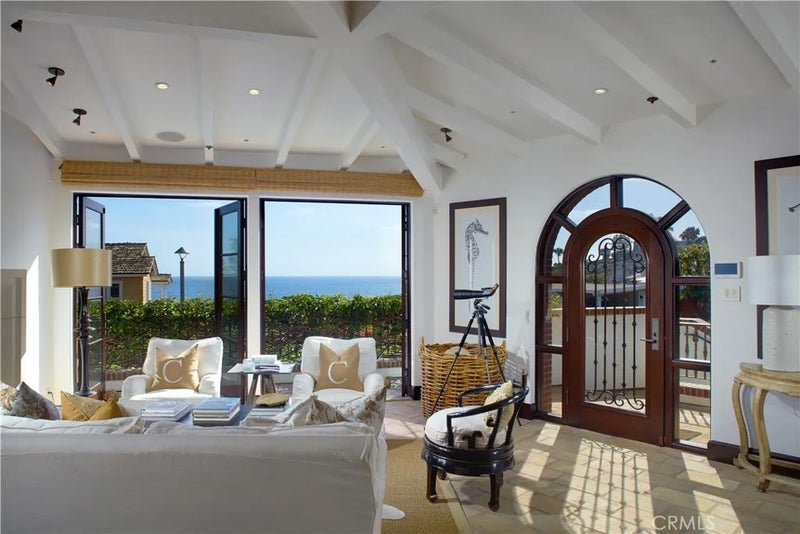 1292 Cliff Drive