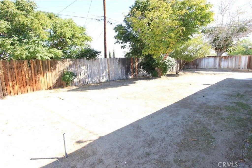 16258 Forrest