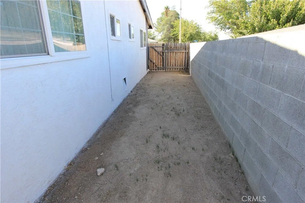 16258 Forrest