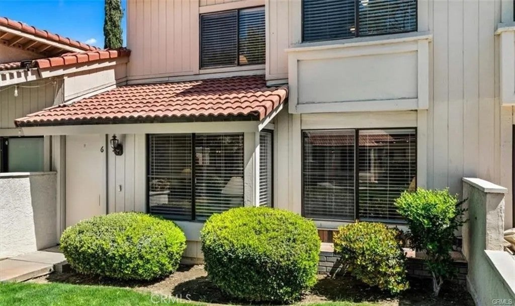Photo of 6134 Arroyo Road #6, Palm Springs, CA 92264 (MLS # IV26090805)