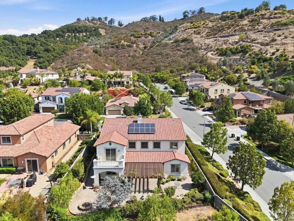 2697 Ponderosa Court