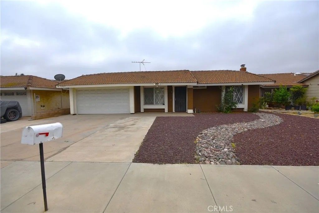 Photo of 22839 Suncrest Avenue, Moreno Valley, CA 92553 (MLS # IV26069924)