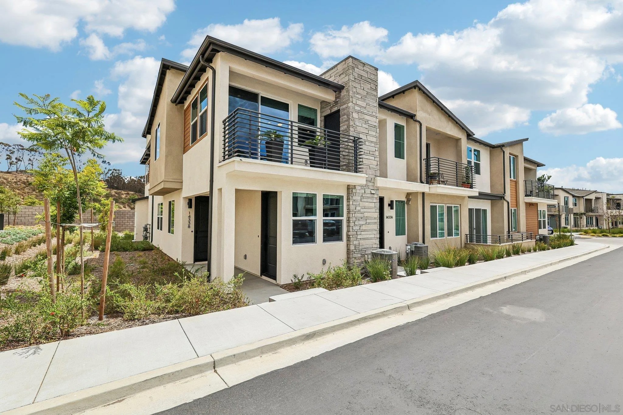 14338 Ocean Jasper