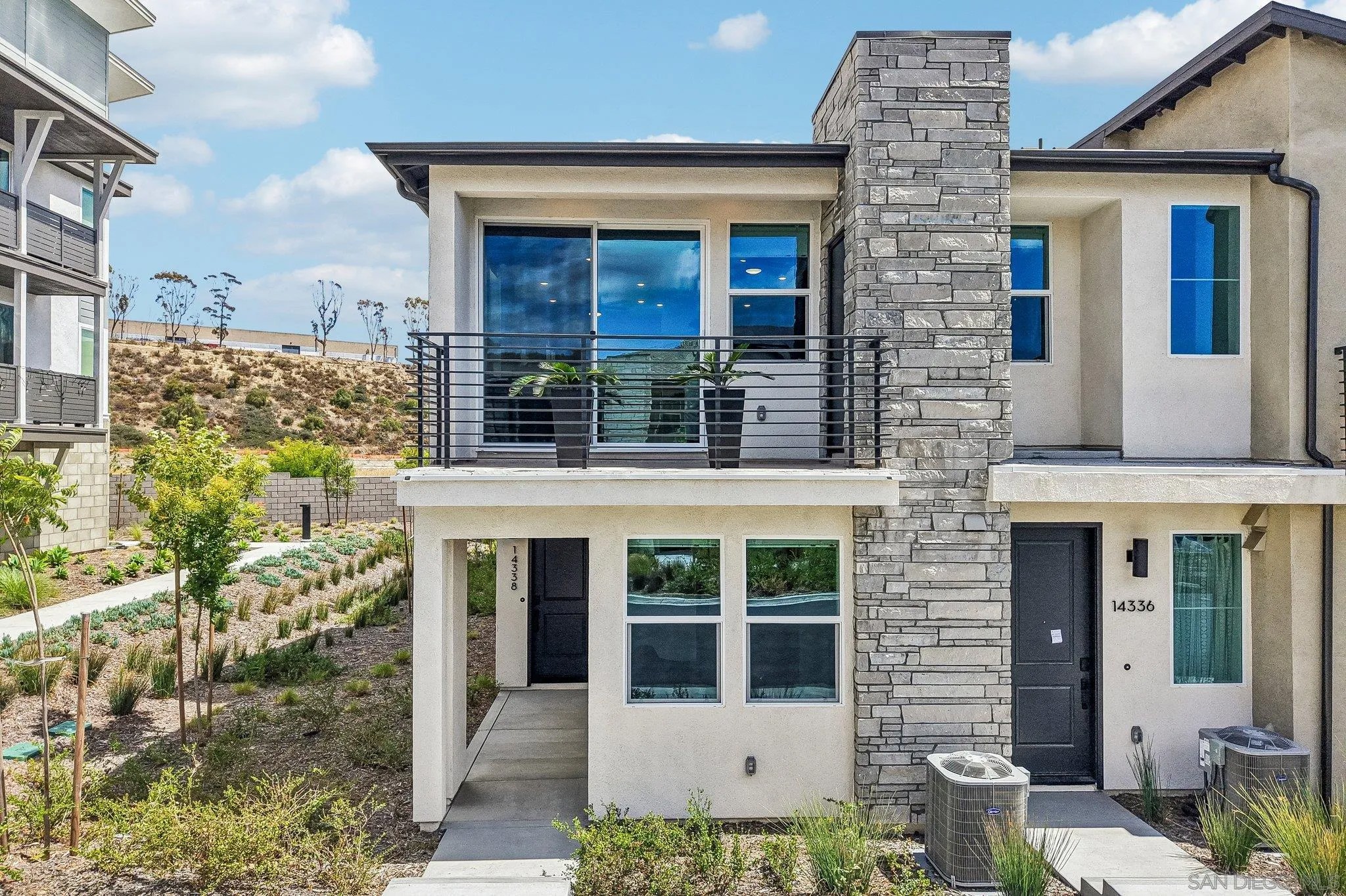 14338 Ocean Jasper