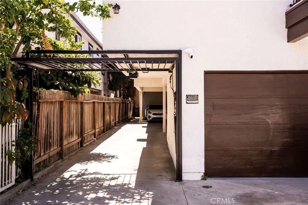 Photo of 13025 Roselle Avenue, Hawthorne, CA 90250 (MLS # OC26096566)