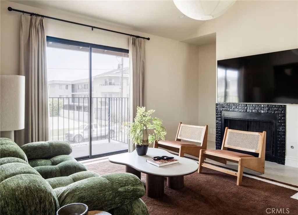 Photo of 13025 Roselle Avenue, Hawthorne, CA 90250 (MLS # OC26096566)