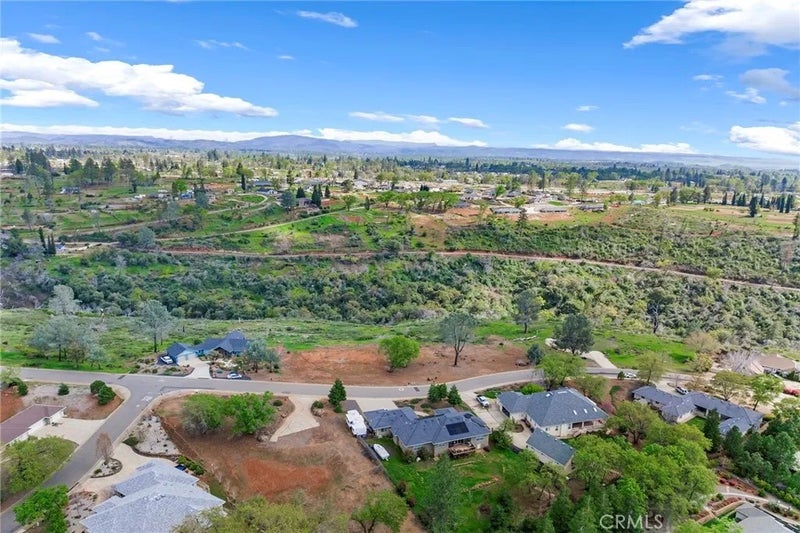 5805 Acorn Ridge