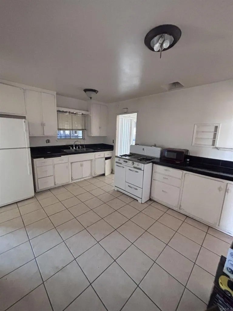 182 Coolwater Drive