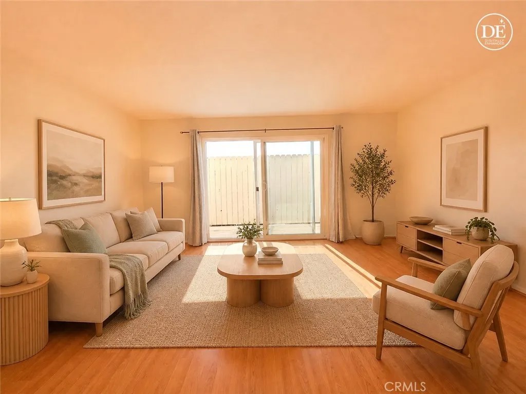 719 N Eucalyptus 26C