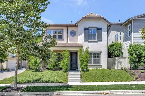 Photo of 21408 Trail Ridge Drive, Escondido, CA 92029 (MLS # PTP2508045)
