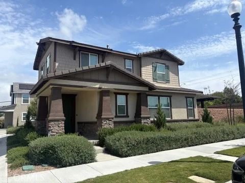 Photo of 2689 E Towhee St, Ontario, CA 91761 (MLS # TR26089932)