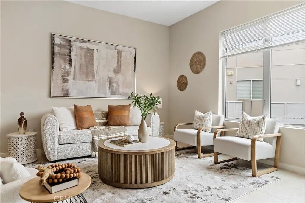 Photo of 21 Gramercy #421, Irvine, CA 92612 (MLS # AR26104809)