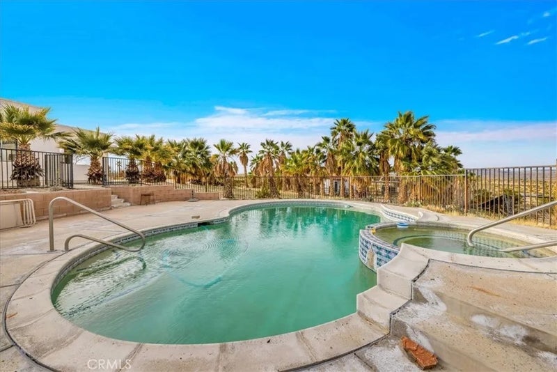 75775 Joe Davis Drive