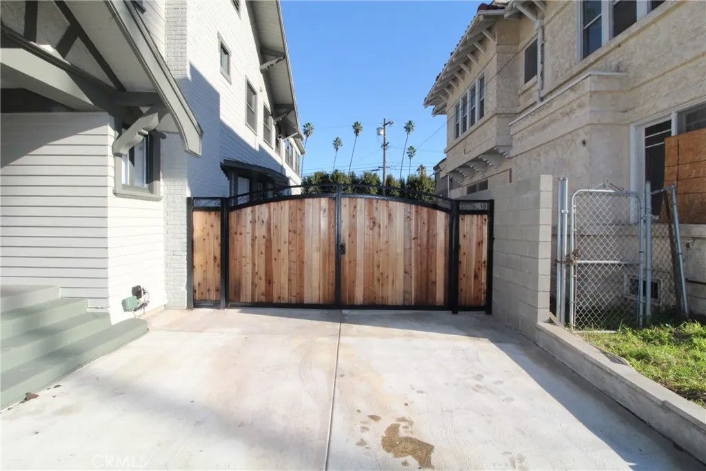 1224 3rd Avenue