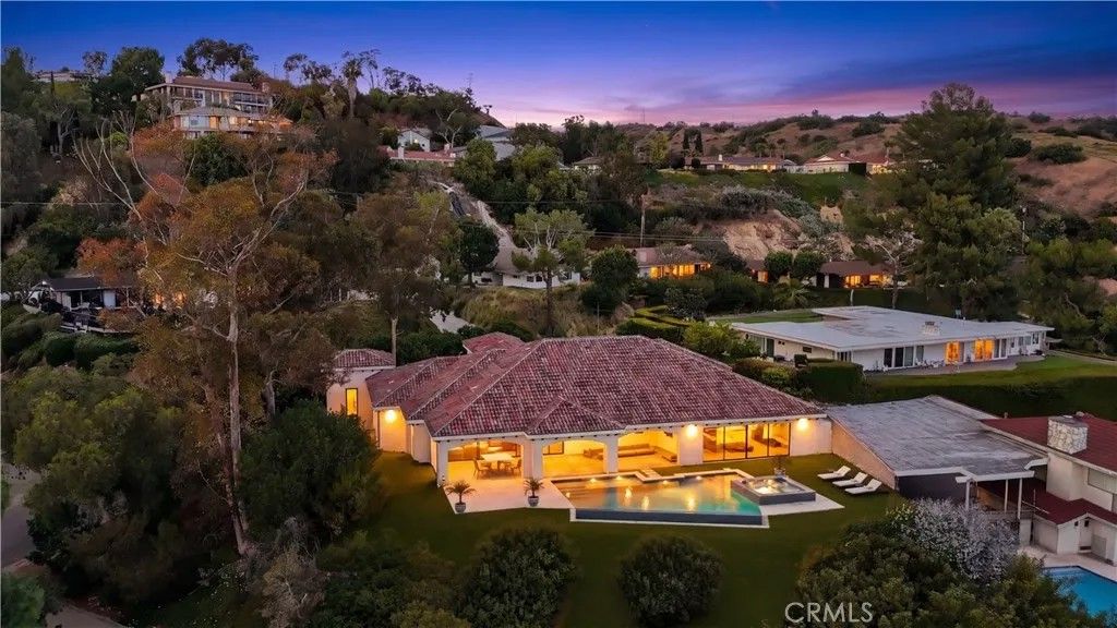 Photo of 7714 Vale Drive, Whittier, CA 90602 (MLS # DW26081666)