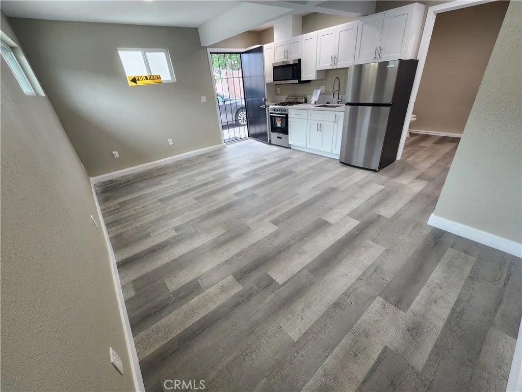 Photo of 984 El Camino Drive #E, Costa Mesa, CA 92626 (MLS # OC26021242)