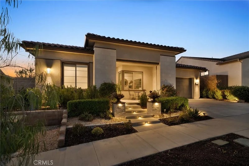11476 Arch Hill Drive