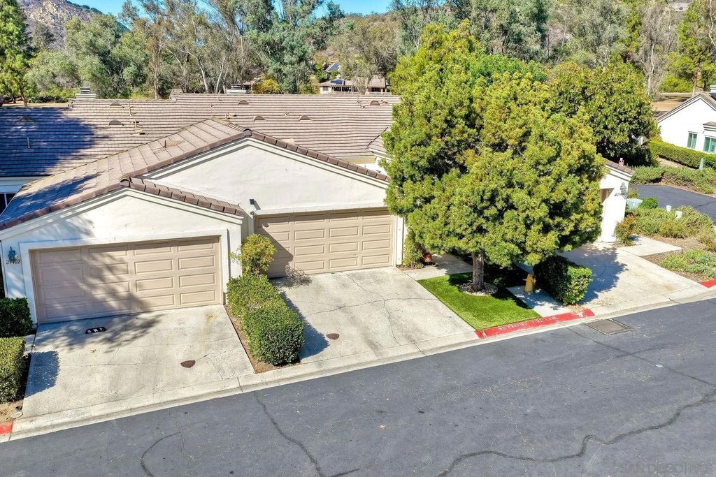 Photo of 29414 Circle R Greens, Escondido, CA 92026 (MLS # 260002490)