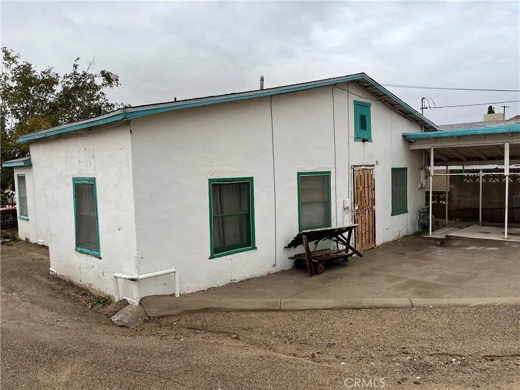 604 E Buena Vista