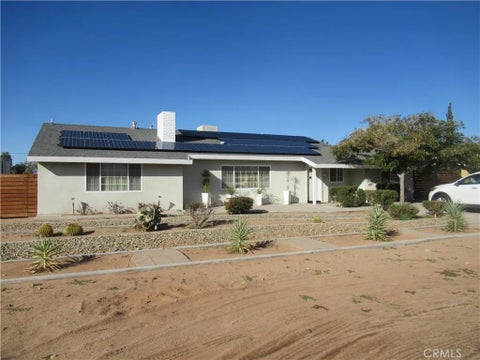 Photo of 21918 Esaws Avenue, Apple Valley, CA 92307 (MLS # HD26222788)