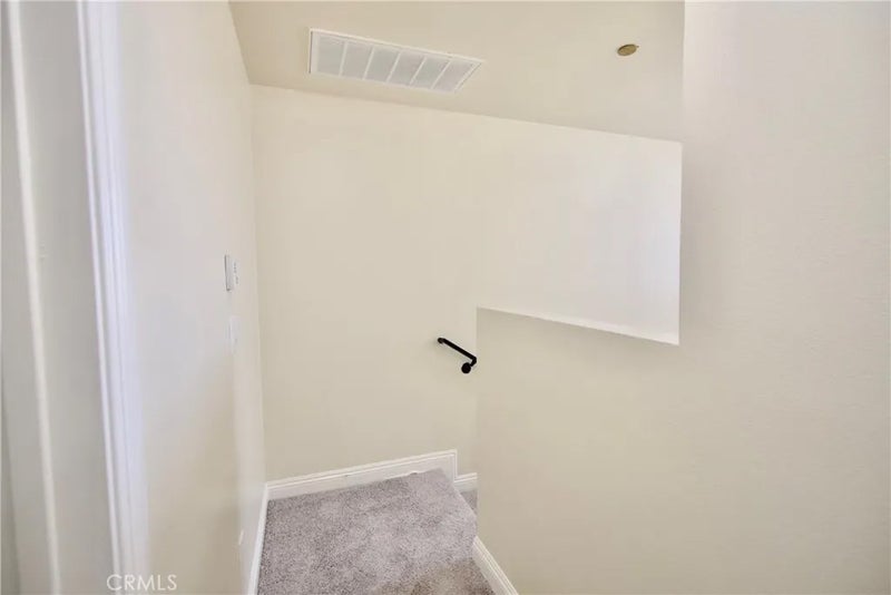 723 E 76th Pl