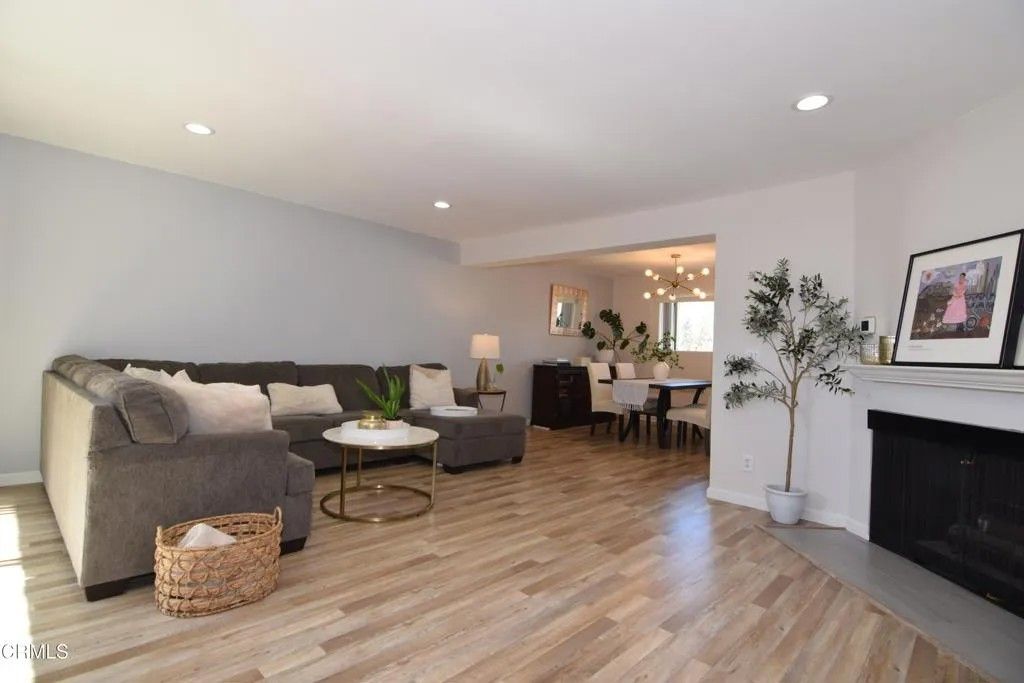 Photo of 18550 Hatteras Street #73, Tarzana, CA 91356 (MLS # V1-36122)