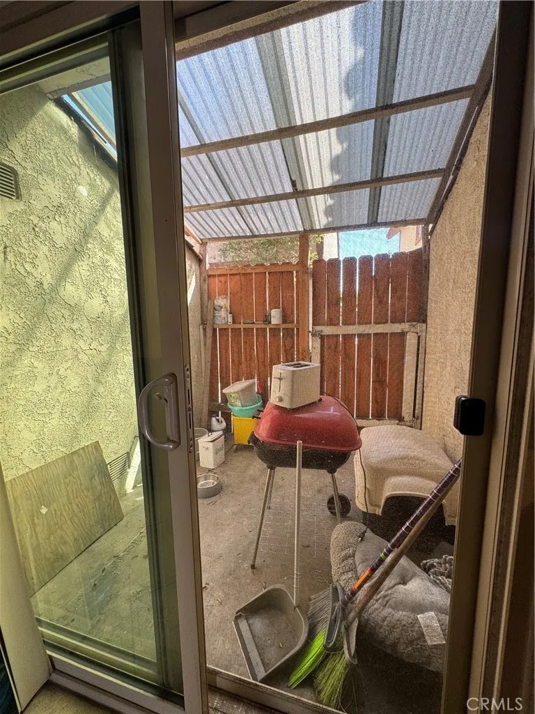 13851 Los Angeles B