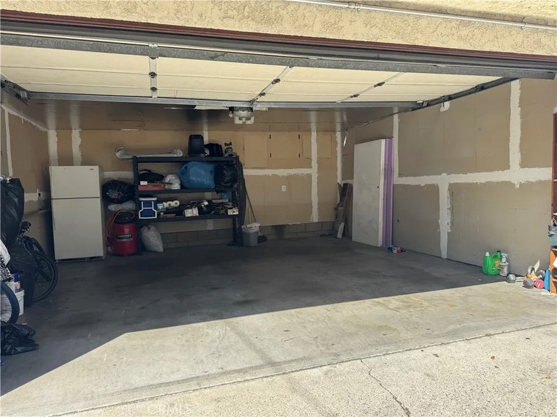13851 Los Angeles B