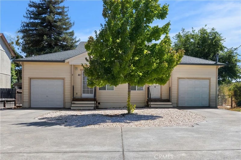 85 Royale Avenue