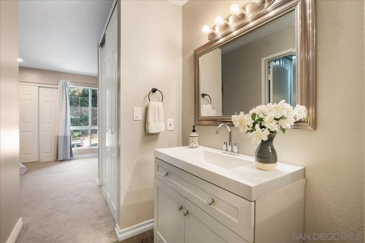 1621 Hotel Circle South E217