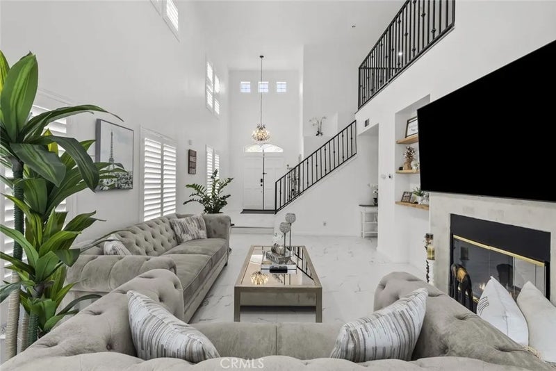19329 Santa Maria Drive