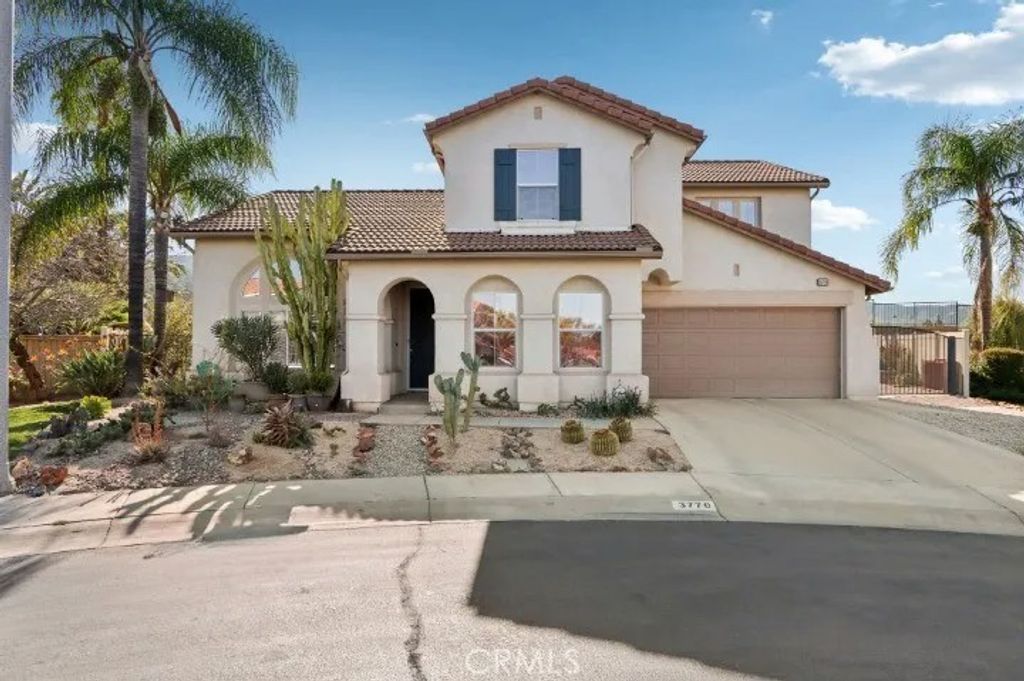 Photo of 3770 Deerlodge Cir, Corona, CA 92881 (MLS # IG26050832)