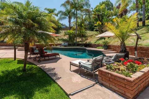 6541 Vispera Place Carlsbad CA 92009