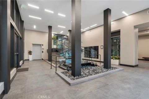 Tiny photo for 178 S Euclid Avenue #412, Pasadena, CA 91101 (MLS # SR25246383)