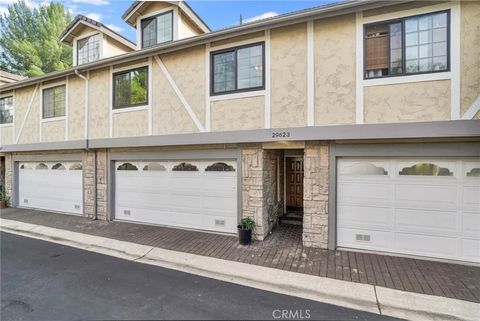 Photo of 29623 Strawberry Hill, Agoura Hills, CA 91301 (MLS # SR25245994)